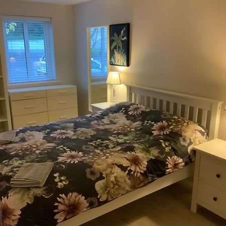 Quite And Cozy 2 Bedroom Apartment Galway Bagian luar foto