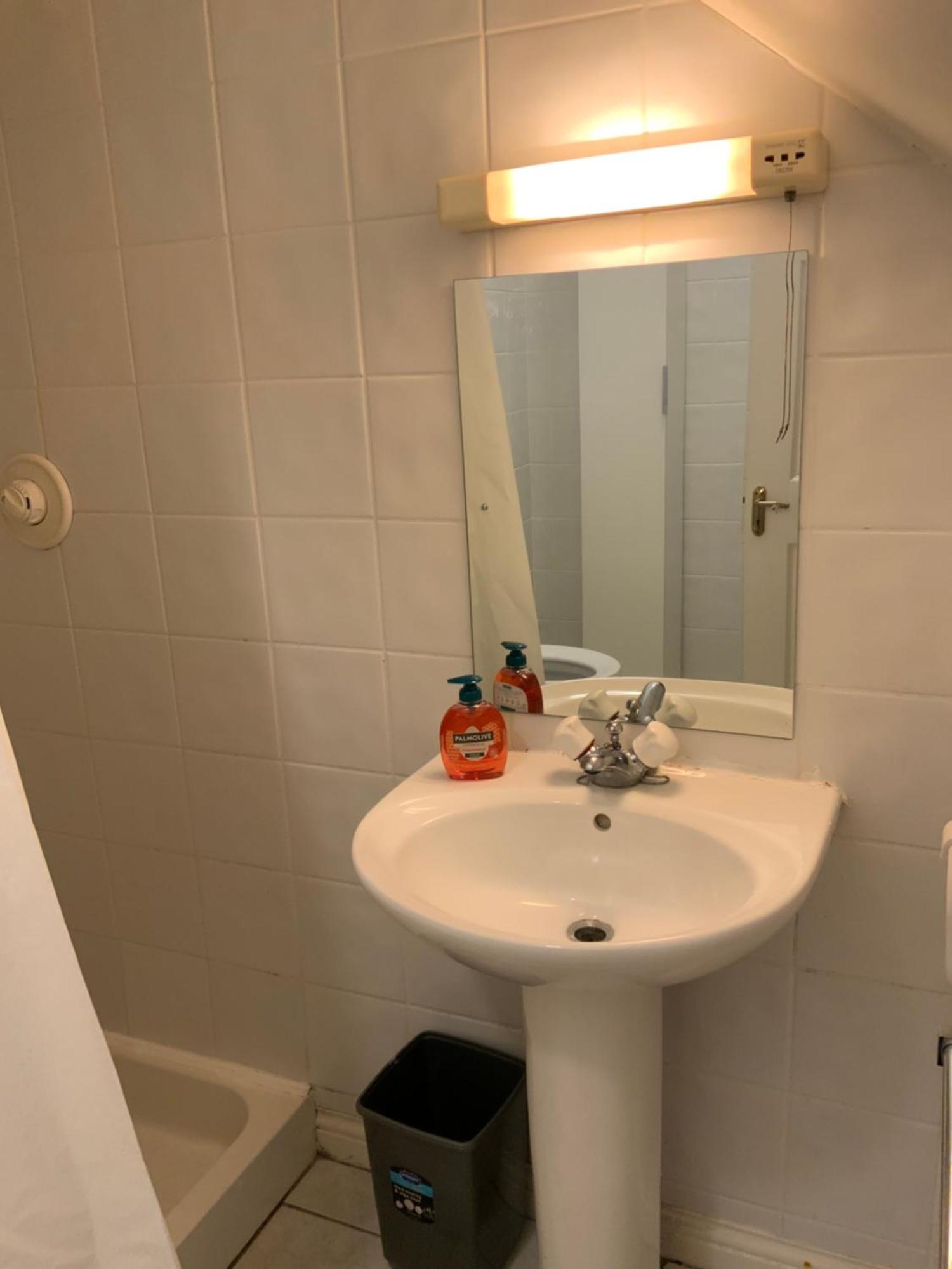Quite And Cozy 2 Bedroom Apartment Galway Bagian luar foto