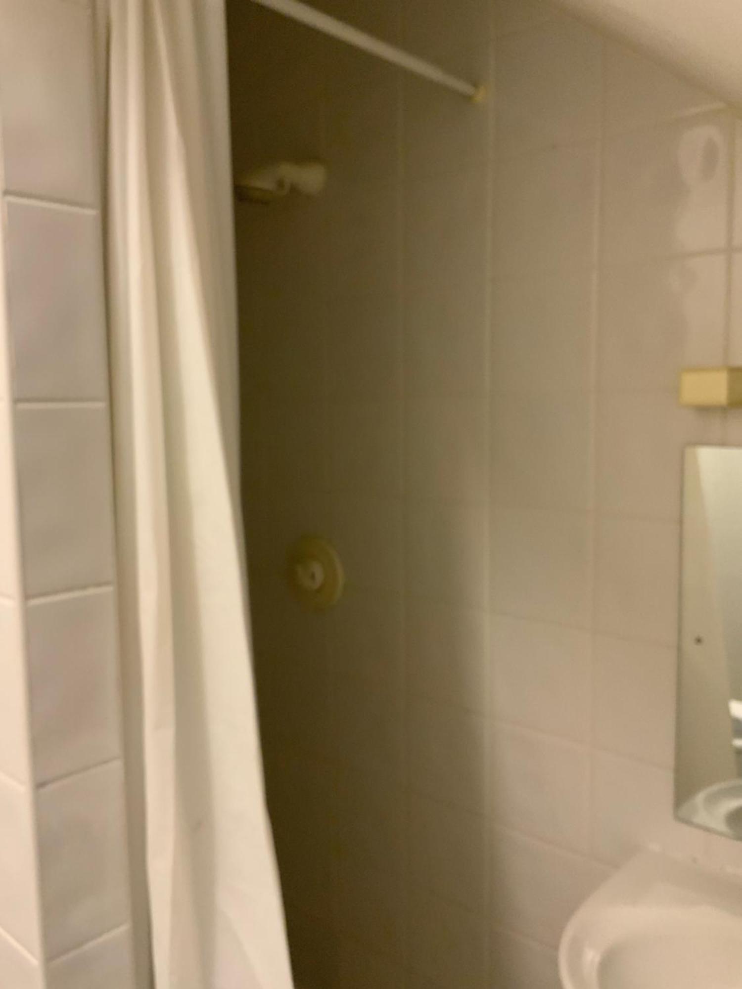 Quite And Cozy 2 Bedroom Apartment Galway Bagian luar foto