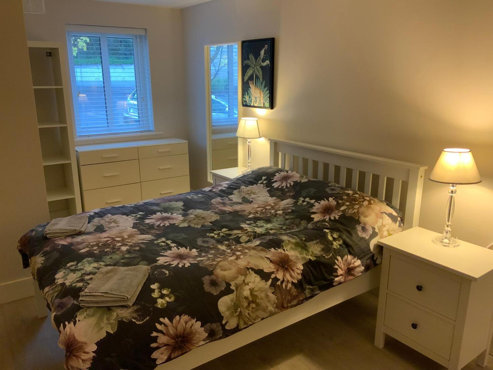 Quite And Cozy 2 Bedroom Apartment Galway Bagian luar foto