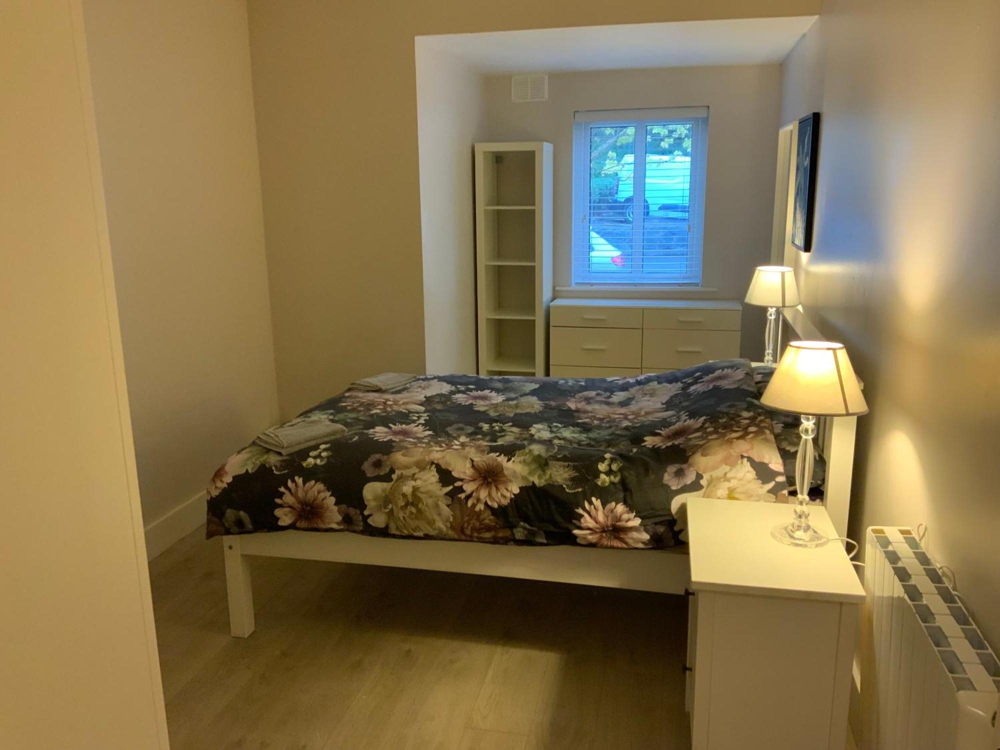 Quite And Cozy 2 Bedroom Apartment Galway Bagian luar foto